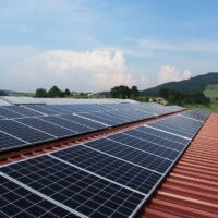 Panneaux photovoltaïques : non satisfaite par le projet d’arrêté sur les indemnisations, Beprosumer envisage un recours collectif
