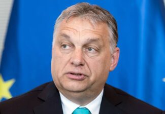 Hongrie: l’UE dénonce les efforts délibérés et systématiques visant à saper les valeurs de l’Union