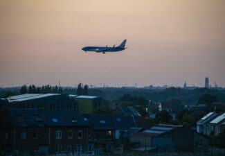 Bruit des avions à Brussels Airport : les vols de nuit volent les nuits des riverains