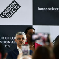 Le maire de Londres, le Travailliste Sadiq Khan, reconduit pour un troisième mandat