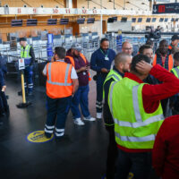 Grève à l’aéroport de Charleroi : réunion constructive chez la ministre Neven, mais tous les vols annulés ce vendredi