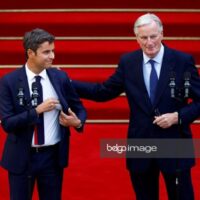 Michel Barnier, Premier ministre de Macron :  de la chaotique comédie du pouvoir  au déni de démocratie