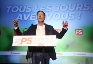 Paul Magnette soulagé : les grandes villes évitent une crise interne au PS