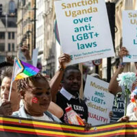 Ouganda : la criminalisation réduit l’espace civique en ligne pour les personnes LGBTQ