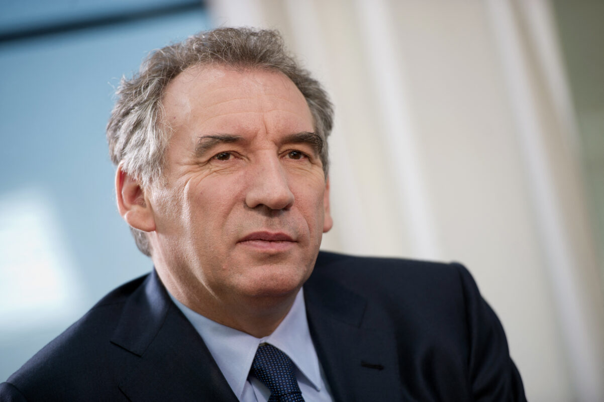 France pour son premier gouvernement, François Bayrou fait appel à