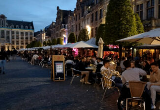 Horeca Bruxelles : les restaurateurs peuvent encore chauffer leurs terrasses un an de plus