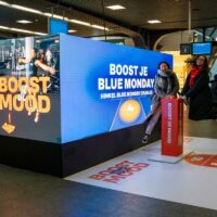 Combattre le Blue Monday en jouant à la marelle en gare de Bruxelles-Midi, chouette lundi