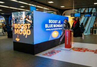 Combattre le Blue Monday en jouant à la marelle en gare de Bruxelles-Midi, chouette lundi