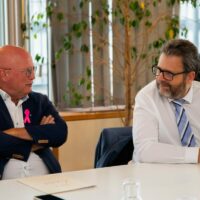 Rail : Infrabel dépense une fortune pour inviter des cadres au concert de Lady Gaga à Anvers et fâche le ministre Crucke