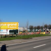 Energie : Reno Energy et Knauf Insulation installent le plus grand auvent solaire de Wallonie