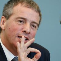 Marchés publics truqués chez l’intercommunale Resa : Stéphane Moreau, Gil Simon et l’huissier Tintin jugés le 20 octobre 2026