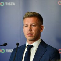 Hongrie : l’eurosceptique de droite, Viktor Orban, vaincu par son opposant pro-européen, Péter Magyar